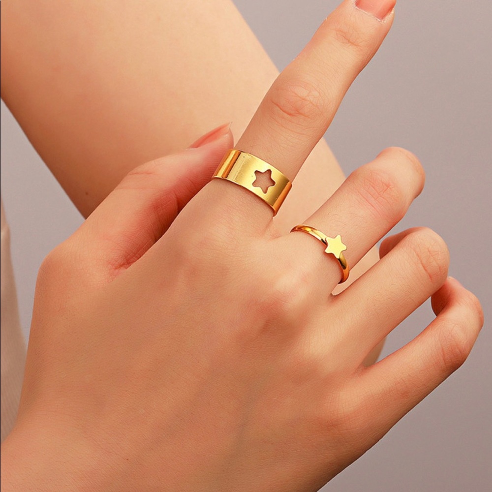 Matching Gold Star Ring Set